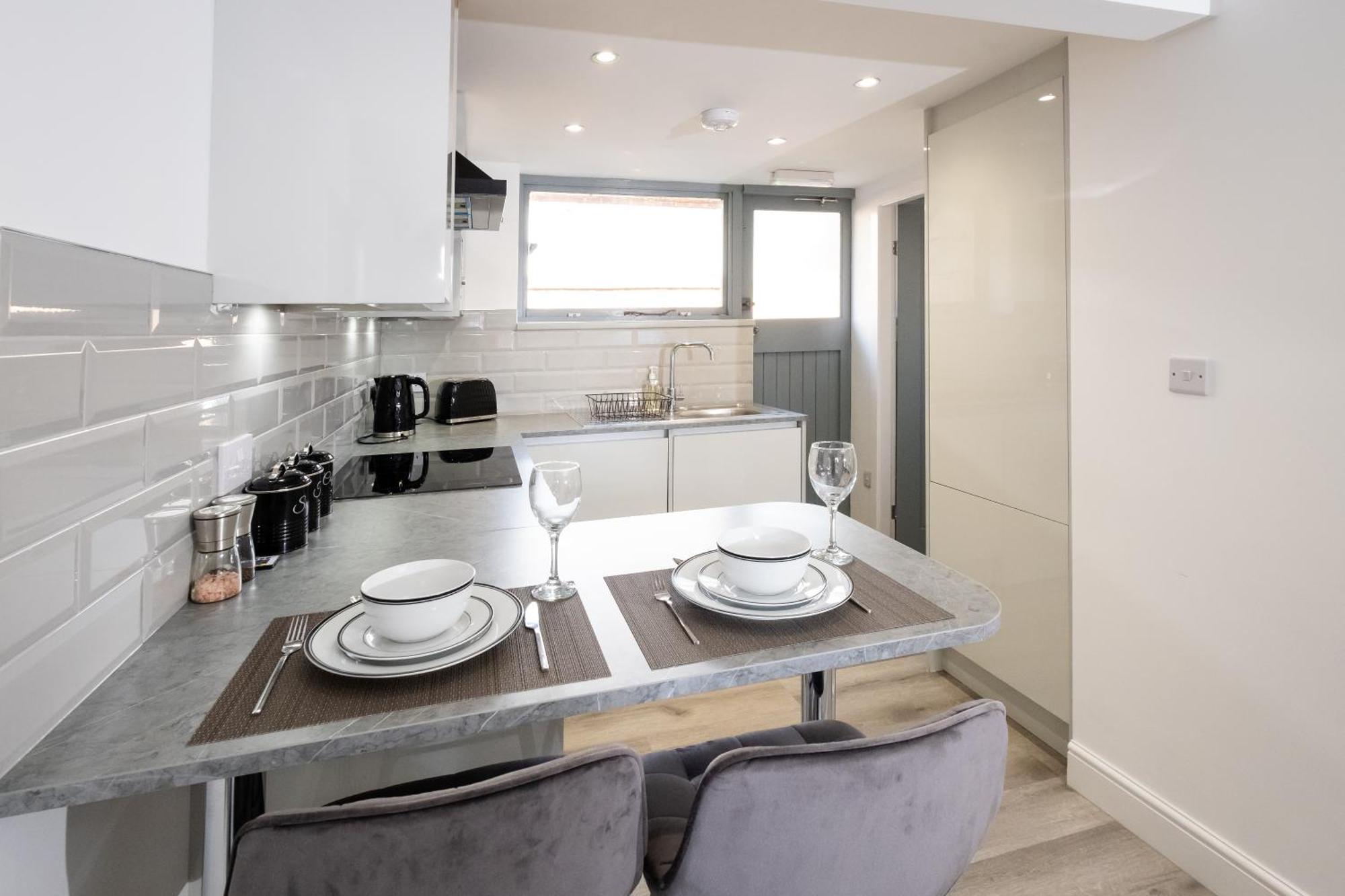 Trinity Apartments Stratford Upon Avon Exterior photo